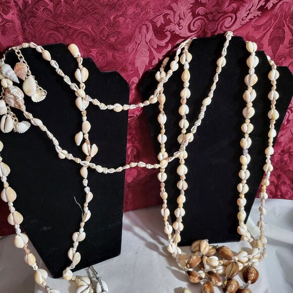 Mixed Lot of Seashell Jewelry 13oz. - Picture 6 of 7